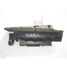 A2782262085 Шумоизоляция форсунок левая для двигателя М278 V8 4.6л