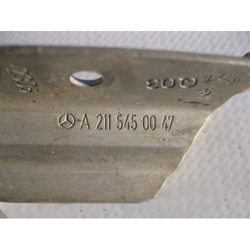 Mercedes-Benz A2115450047 Распорка к блоку SBC E-Class W211 CLS C219