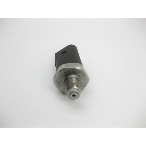 Mercedes-Benz A0041531528 Датчик давления в топливной рампе OM628 OM611 OM612