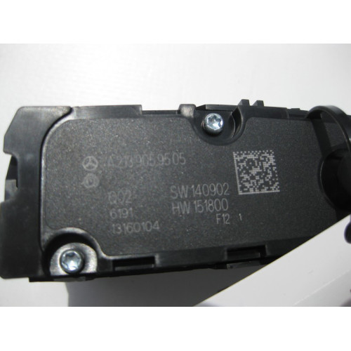 Mercedes-Benz A2139059505 Блок кнопок слева от джойстика магнитолы E-Class W213