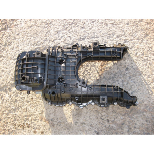Mercedes-Benz A2780980807 Впускной коллектор для двигателя М278 V8 4.6л