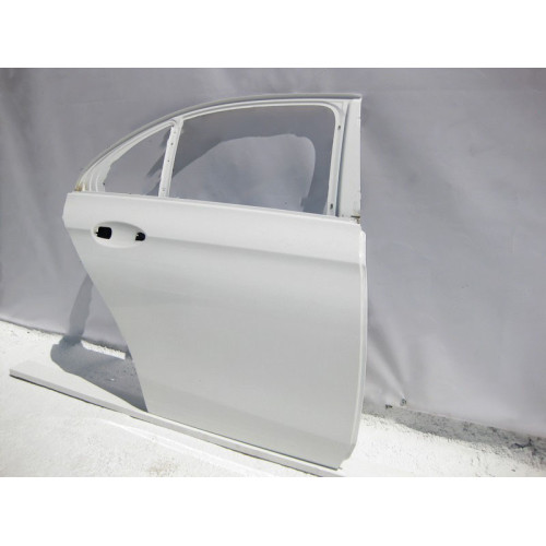 Mercedes-Benz A2137300205 Дверь задняя правая E-Class W213