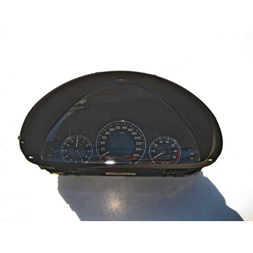Mercedes-Benz A2095406711 Щиток - панель приборов бензин CLK C209 до рестайл