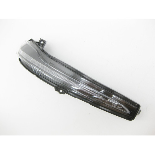 Mercedes-Benz A0999060801 Новый повторитель указатель поворотов в правом зеркале E-class W213