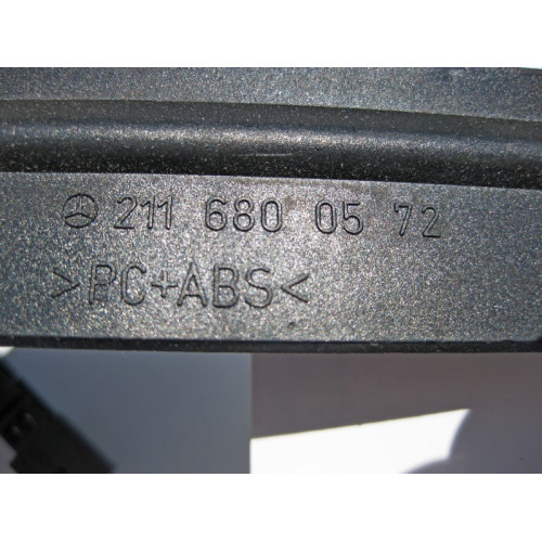 Mercedes-Benz A2116800572 Вентилятор охлаждения CD чейнджера E-Class W211 CLS C219