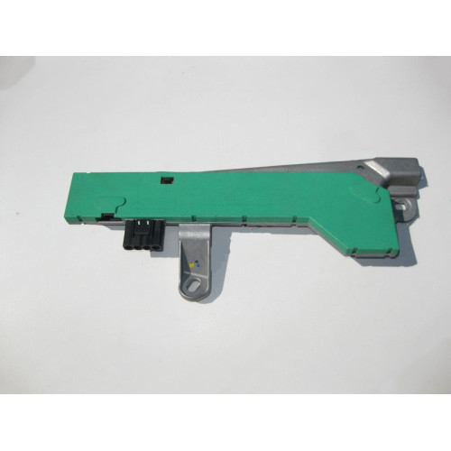 Mercedes-Benz A2118200689 Антенный усилитель E-Class W211