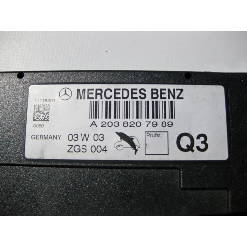 Mercedes-Benz A2038207989 Антенный усилитель универсал C-Class S203