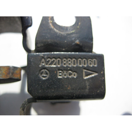 Mercedes-Benz A2208800060 Замок капота боковой нижний CL C215 S-Class W220