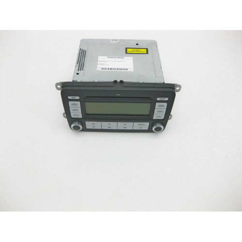VAG 1K0035186AD Магнитола штатная под радио AM/FM, MP3 VW Passat Touran