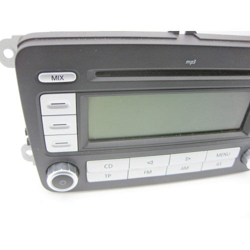 VAG 1K0035186AD Магнитола штатная под радио AM/FM, MP3 VW Passat Touran