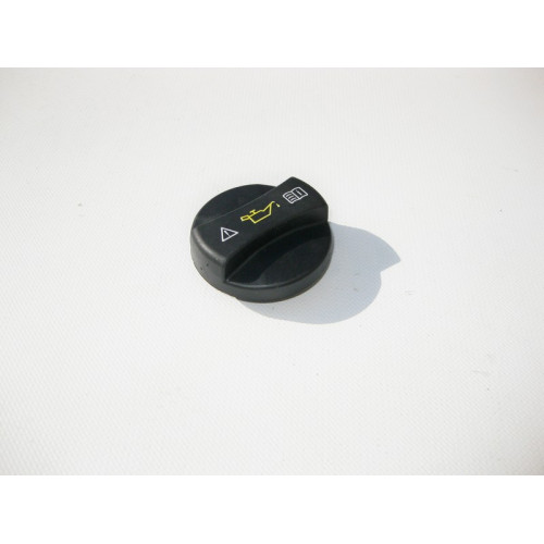 Mercedes-Benz A0000101485 Крышка маслозаливной горловины