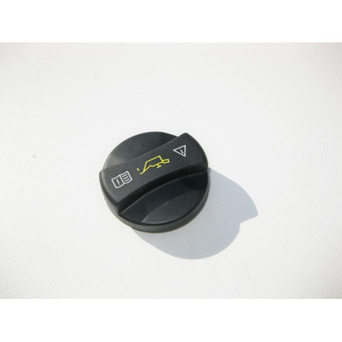 Mercedes-Benz A0000101485 Крышка маслозаливной горловины