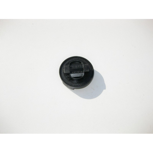 Mercedes-Benz A0000101485 Крышка маслозаливной горловины