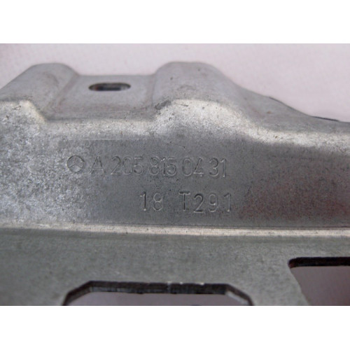 Mercedes-Benz A2058150431 Кронштейн задней правой потолочной ручки C-Class W205