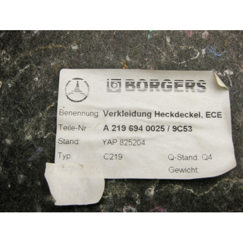 Mercedes-Benz A2196940025 9C53 Обшивка крышки багажника антрацит CLS C219
