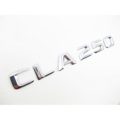 Mercedes-Benz A1178171215 Надпись CLA250 на крышке багажника CLA C117