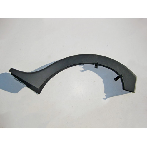 Mercedes-Benz A2198210089 7C45 Накладка правой петли крышки багажника CLS C219