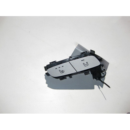 Mercedes-Benz A2139051404 7N49 Блок кнопок обогрева левого сидения E-Class W213