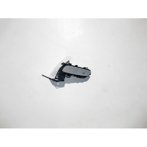Mercedes-Benz A2139050404 7N49 Блок кнопок обогрева правого сидения E-Class W213