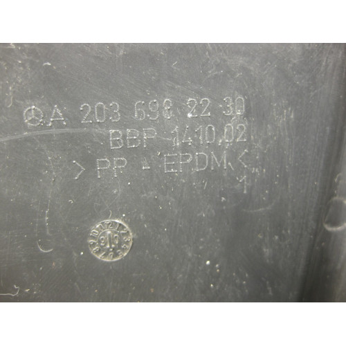 Mercedes-Benz A2036982230 Защита за задней правой колесной аркой C-Class W203 CLK C209