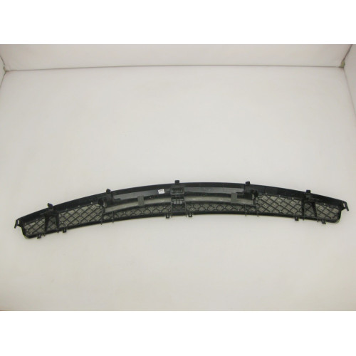 Mercedes-Benz A2046830130 7E94 Накладка - держатель дополнительного стоп сигнала серая C-Class W204