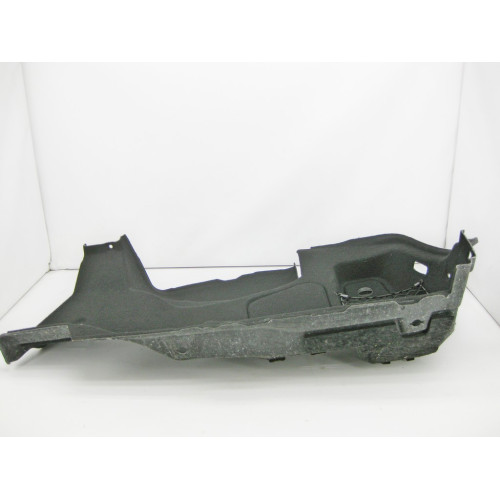 Mercedes-Benz A2126901441 9F08 Обшивка багажника правая черная E-Class W212