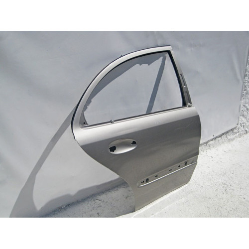 Mercedes-Benz A2117300205 Дверь задняя правая E-Class W211