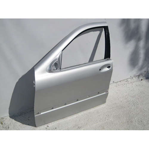 Mercedes-Benz A2207200105 Дверь передняя левая S-Class W220