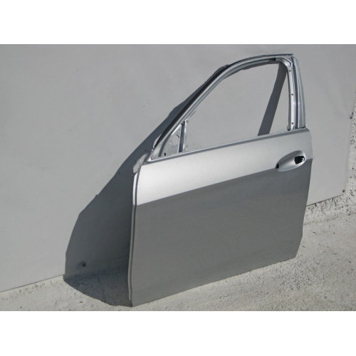 Mercedes-Benz A2127200105 Дверь передняя левая E-Class W212