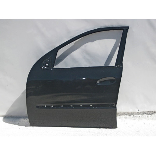 Mercedes-Benz A1647200105 Дверь передняя левая ML W164 GL X164