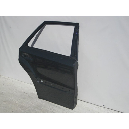 Mercedes-Benz A1647300205 Дверь задняя правая ML W164