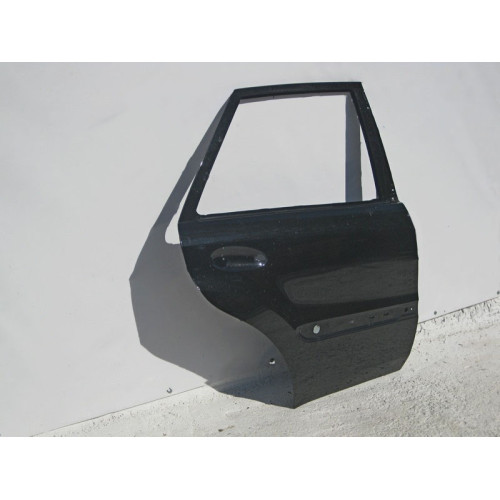 Mercedes-Benz A1647300205 Дверь задняя правая ML W164