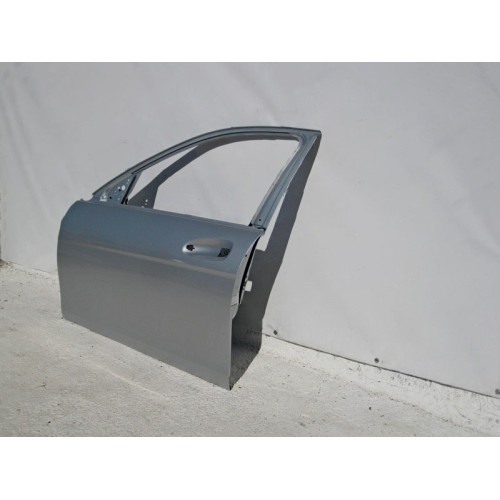Mercedes-Benz A2047205900 Дверь передняя левая C-Class W204