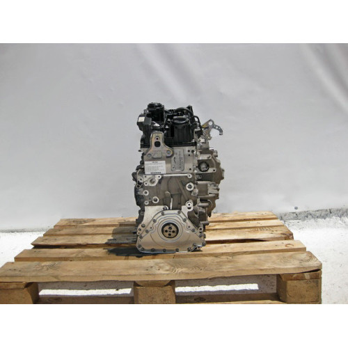 Mercedes-Benz Engine number OM654 R4 654.920 2.0 Diesel 77500 km