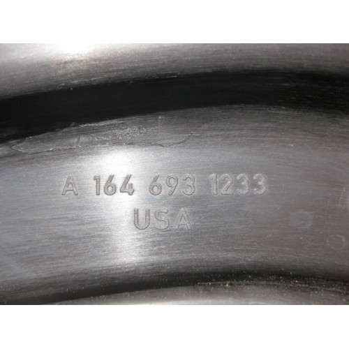Mercedes-Benz A1646931233 9051 Накладка проёма багажника нижняя правая GL X164