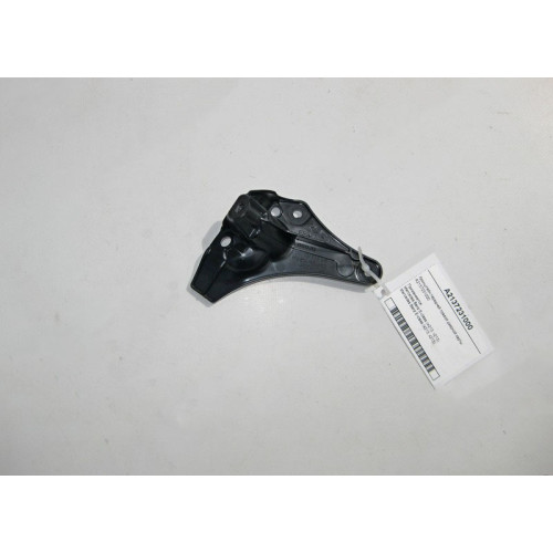 Mercedes-Benz A2137231000 Кронштейн передней правой дверной карты E-Class W213