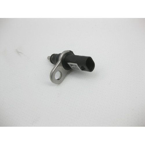 VAG 079919523H Датчик температуры топлива A6, Q8, A7, A8, A5, A4, Q7, Q5, A5CO. Touareg