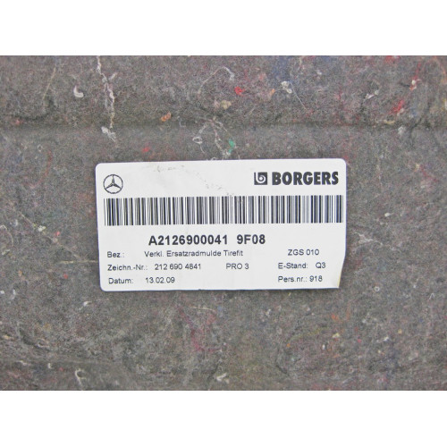 Mercedes-Benz A2126900041 9F08 Обшивка поддона багажника черная E-Class W212 CLS C218