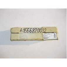 A1666820032 Шумоизоляция левой стойки 'B' снизу ML GLE W166 GL GLS X166