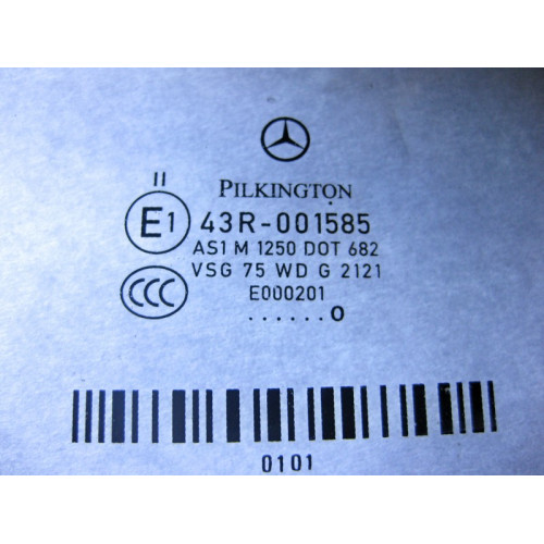 Mercedes-Benz 43R-001585 A2046706601 Windshield C-Class W204, small chip - sealed