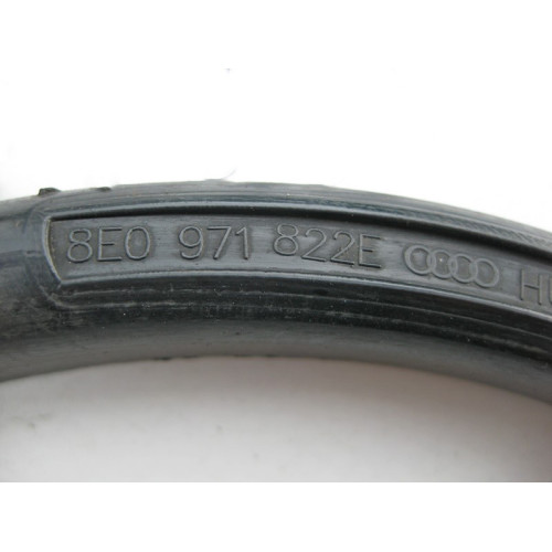 VAG 8E0971822E Держатель электропровода заднего правого датчика ABS VAG Audi A4 B6 B7
