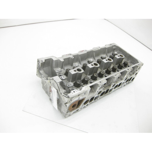 Mercedes-Benz A6280101120 R6280160801 Правая головка блока цилиндров двигателя OM628