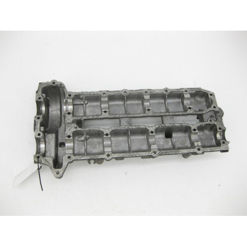 Mercedes-Benz A6420101230 Left Cylinder Head Cover Sprinter W906 OM642