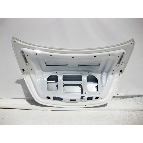 Mercedes-Benz A2137503400 Крышка багажника E-Class W213