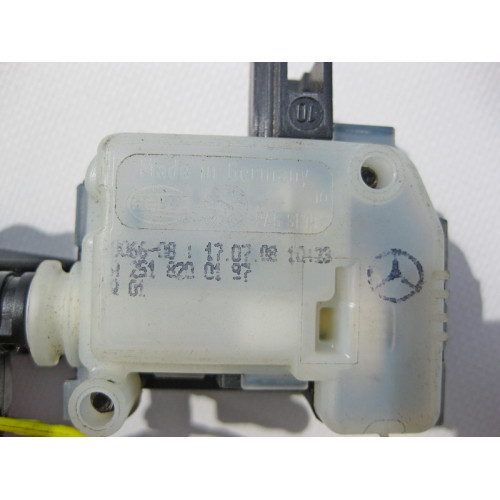 Mercedes-Benz A1648200172 Замок механизма лючка бензобака ML W164