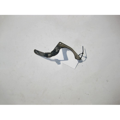 Mercedes-Benz A2205401073 Кронштейн правого клаксона S-Class W220