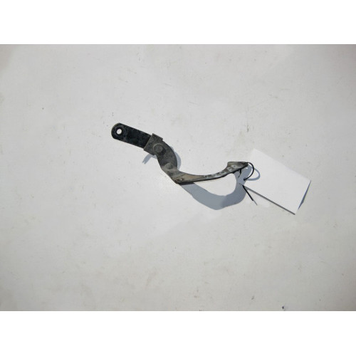 Mercedes-Benz A2205401073 Кронштейн правого клаксона S-Class W220