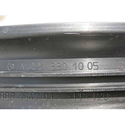 Mercedes-Benz A2218801005 Внутренняя пластиковая накладка спереди капота S-Class W221