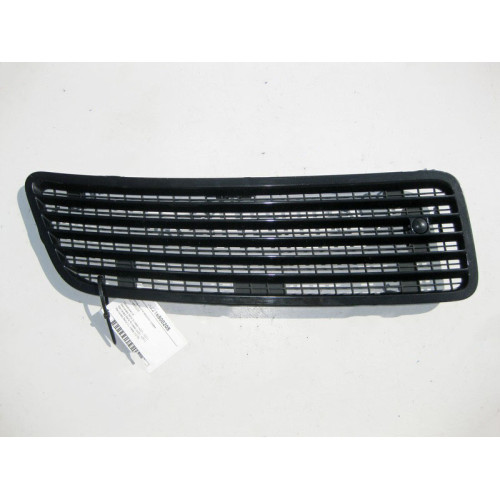 Mercedes-Benz A2218800205 Решётка капота верхняя правая S-Class W221 CL C216 R-Class W251
