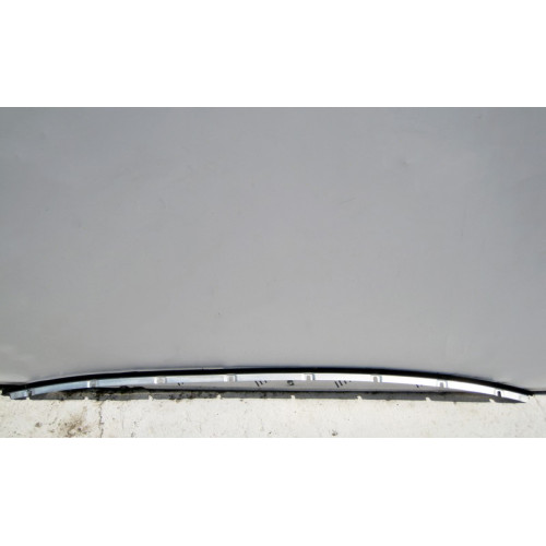 Mercedes-Benz A2217840206 Правая уплотнительная планка под молдингом панорамной крыши S-Class W221